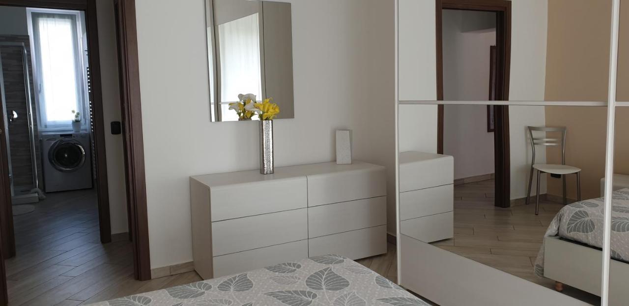 Karina House - Como Bagian luar foto